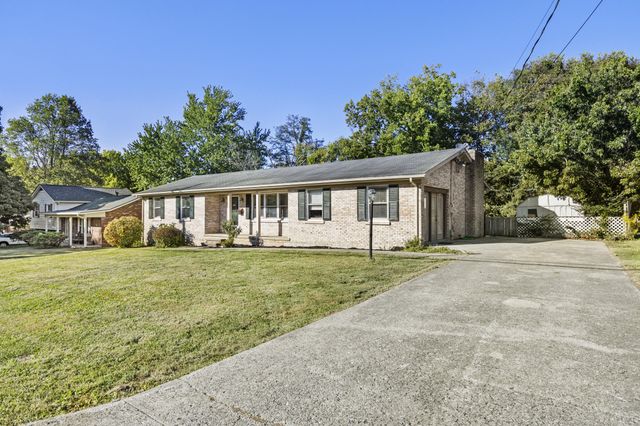 301 Aztec Trail, Georgetown, KY 40324