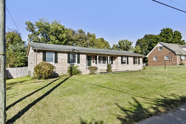 301 Aztec Trail, Georgetown, KY 40324