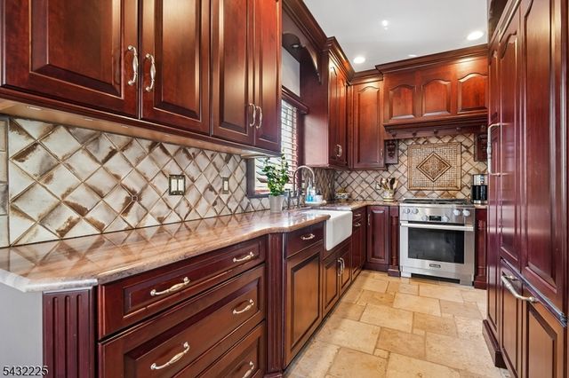 57 Southgate Rd, New Providence Boro, NJ 07974