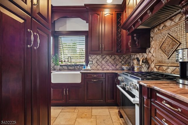 57 Southgate Rd, New Providence Boro, NJ 07974