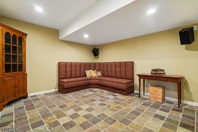 57 Southgate Rd, New Providence Boro, NJ 07974