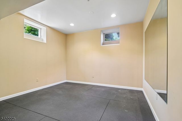 57 Southgate Rd, New Providence Boro, NJ 07974