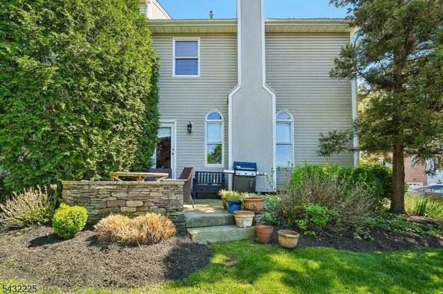 57 Southgate Rd, New Providence Boro, NJ 07974