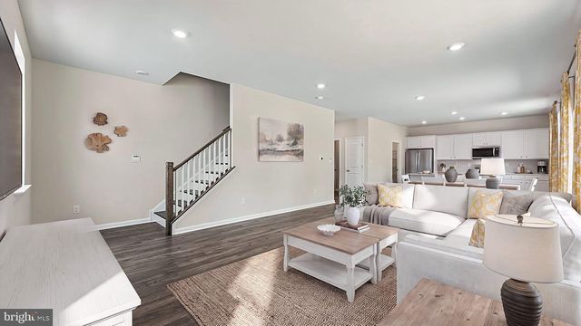 3043 MARTHA WAY, Pennsburg, PA 18073