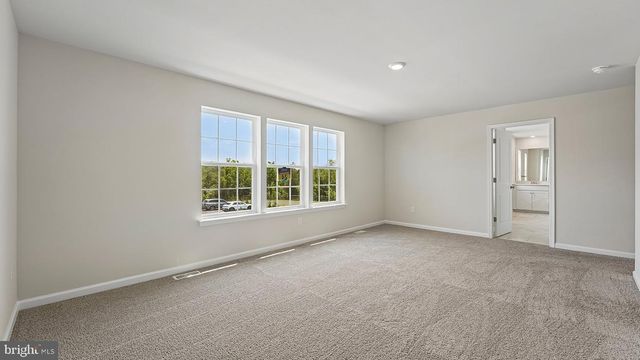3043 MARTHA WAY, Pennsburg, PA 18073