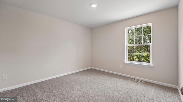 3043 MARTHA WAY, Pennsburg, PA 18073