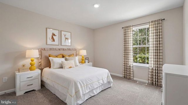 3043 MARTHA WAY, Pennsburg, PA 18073