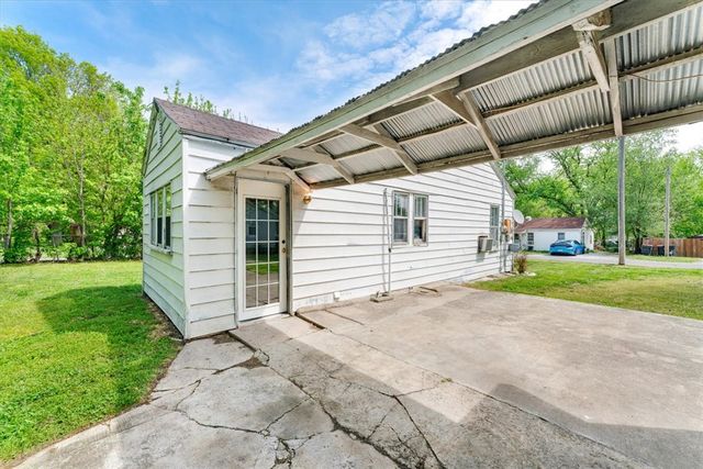 720 Kansas Street, Springdale, AR 72764