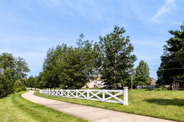 00 Red Fox Circle, Columbus, IN 47201