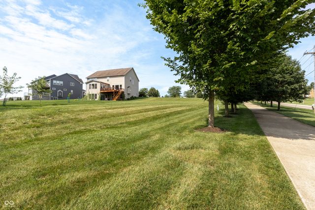 00 Red Fox Circle, Columbus, IN 47201