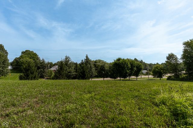 00 Red Fox Circle, Columbus, IN 47201
