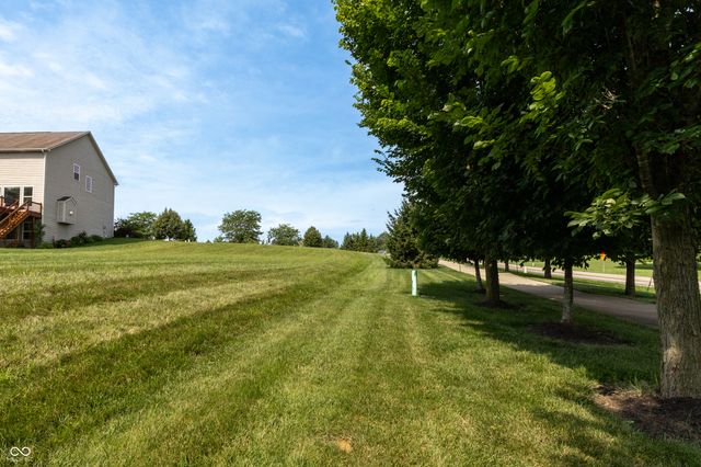 00 Red Fox Circle, Columbus, IN 47201