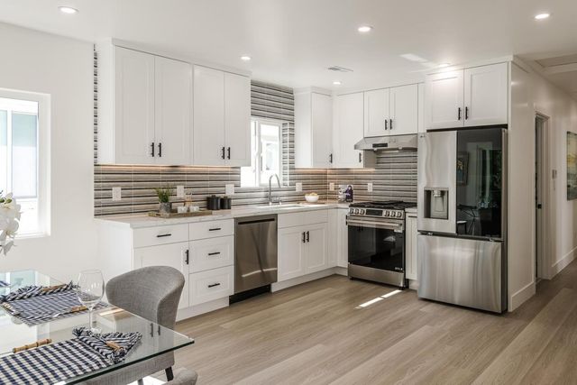 1307 CALIFORNIA Drive, Burlingame, CA 94010