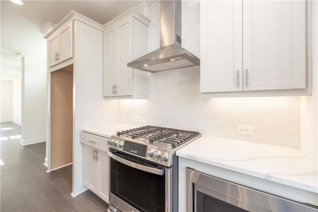 530 Healy Drive, Cumming, GA 30040