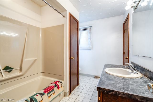 4802 Wolff Drive, Brunswick, OH 44212