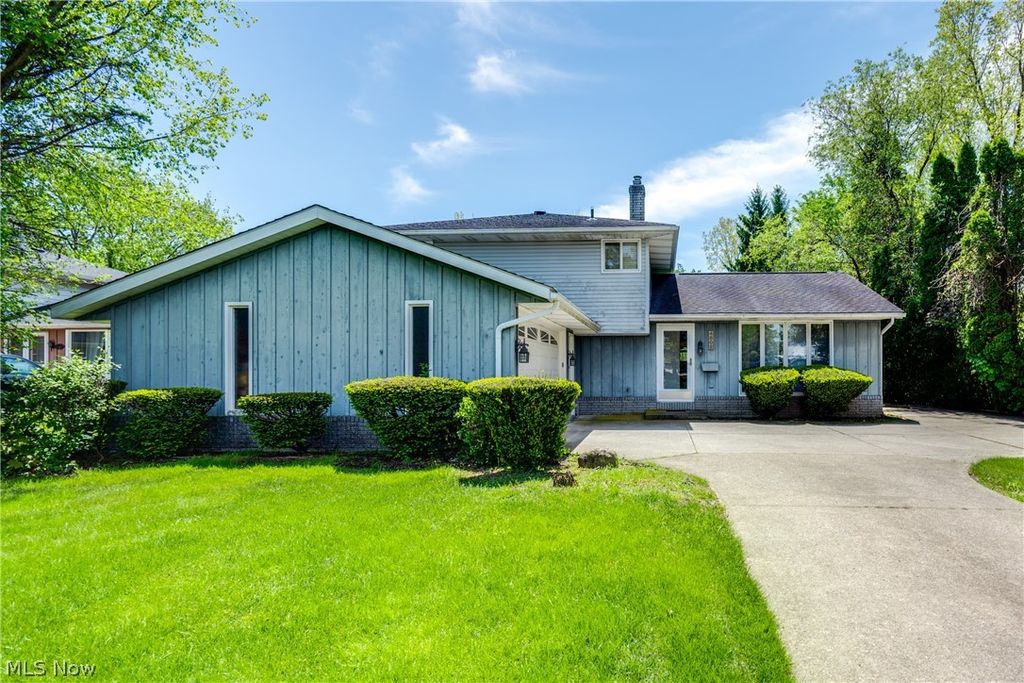 4802 Wolff Drive, Brunswick, OH 44212