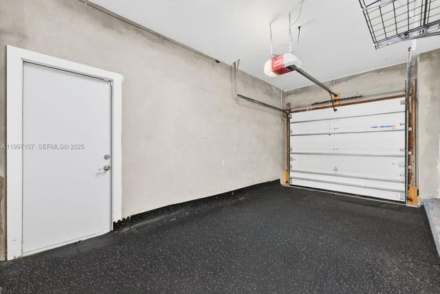 1126 NE 16th Ct, Fort Lauderdale, FL 33305