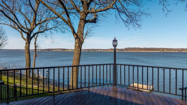 57450 E Hwy 125 558, Monkey Island, OK 74331