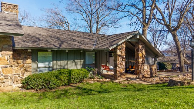 57450 E Hwy 125 558, Monkey Island, OK 74331