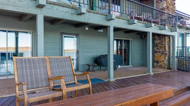 57450 E Hwy 125 558, Monkey Island, OK 74331