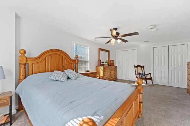 1950 Dundee RD, Huddleston, VA 24104