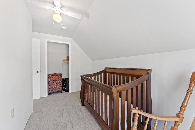 1950 Dundee RD, Huddleston, VA 24104