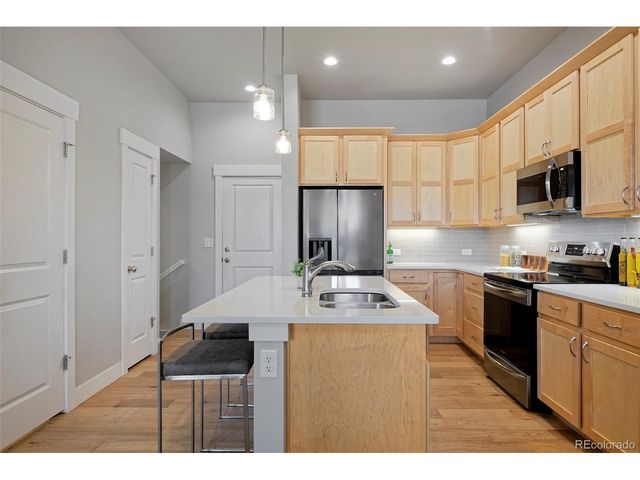 1878 W 50th St, Loveland, CO 80538