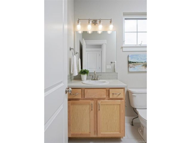 1878 W 50th St, Loveland, CO 80538
