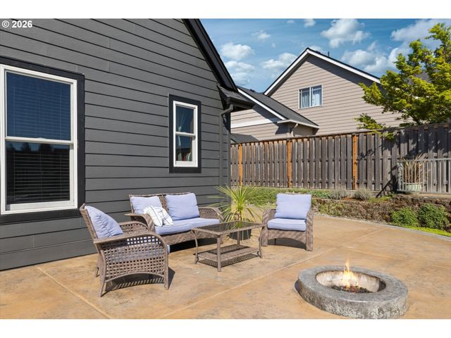 16138 Se GOOSEHOLLOW Dr, Damascus, OR 97089