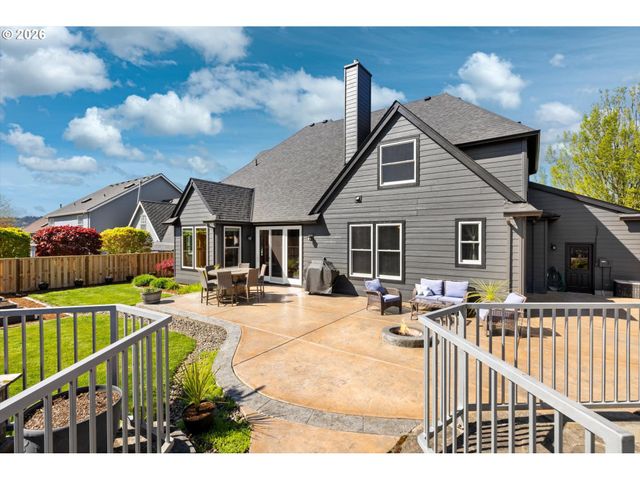 16138 Se GOOSEHOLLOW Dr, Damascus, OR 97089