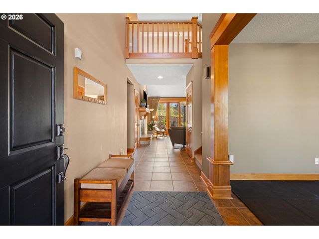 16138 Se GOOSEHOLLOW Dr, Damascus, OR 97089