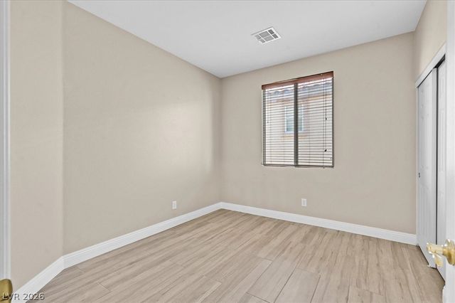 11733 Via Esperanza Avenue, Las Vegas, NV 89138