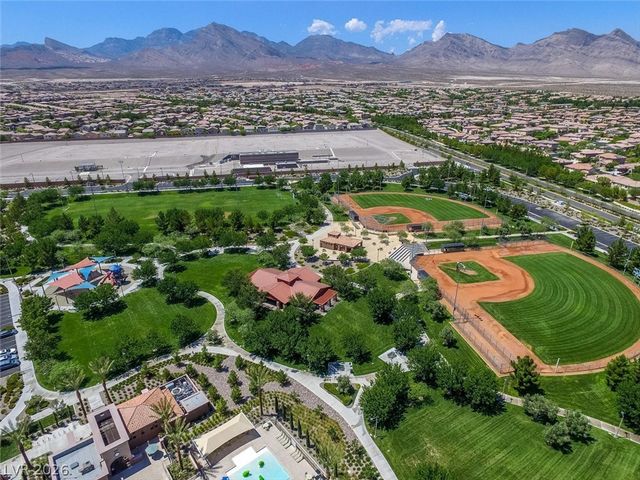 11733 Via Esperanza Avenue, Las Vegas, NV 89138