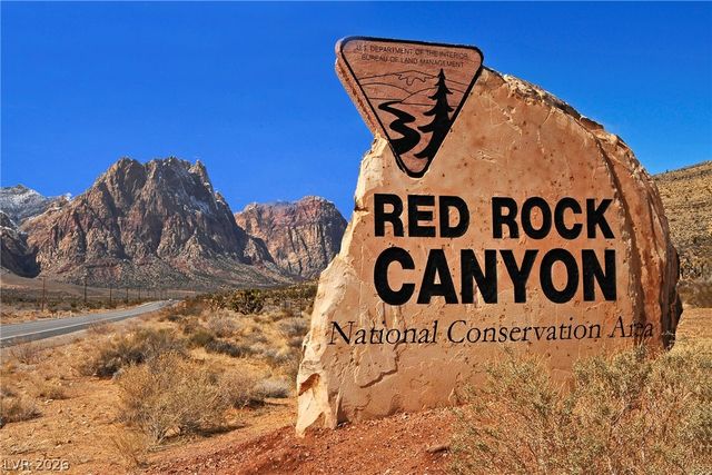 11733 Via Esperanza Avenue, Las Vegas, NV 89138