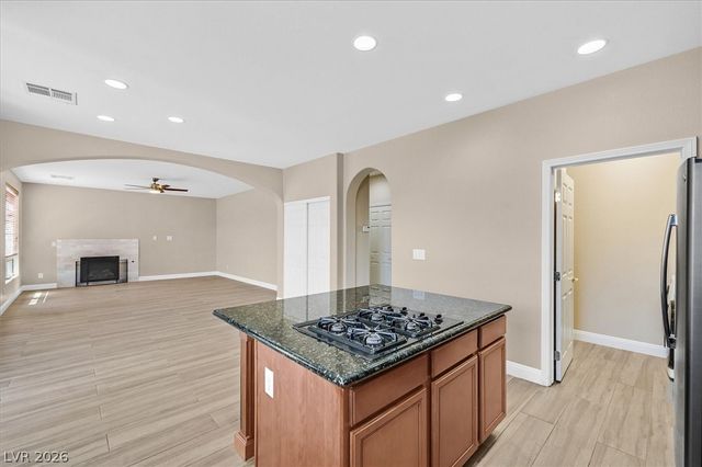 11733 Via Esperanza Avenue, Las Vegas, NV 89138