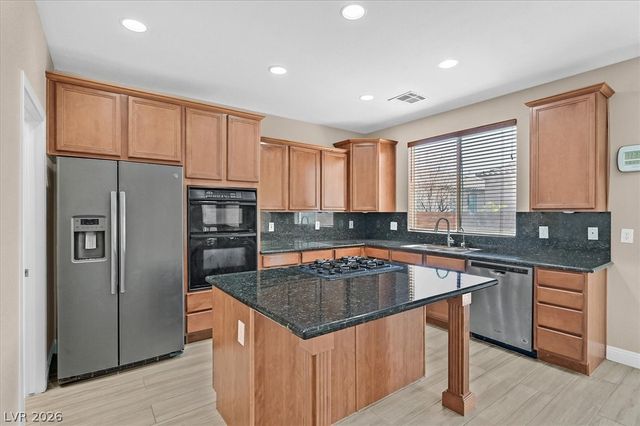 11733 Via Esperanza Avenue, Las Vegas, NV 89138