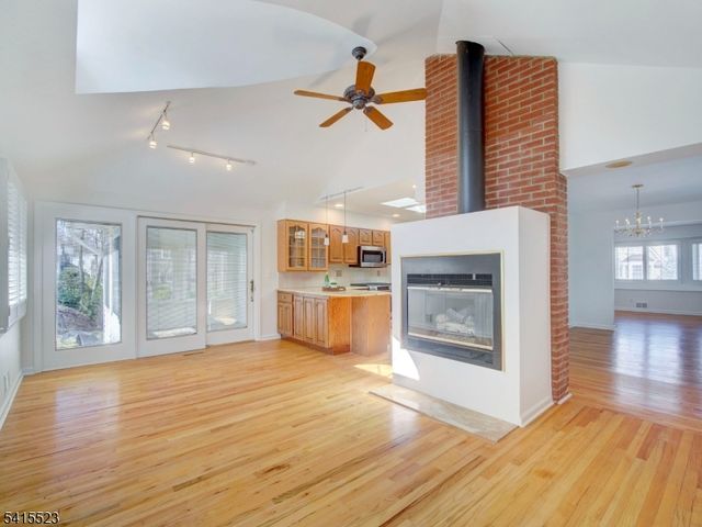 15 Walnut St, Chatham Boro, NJ 07928