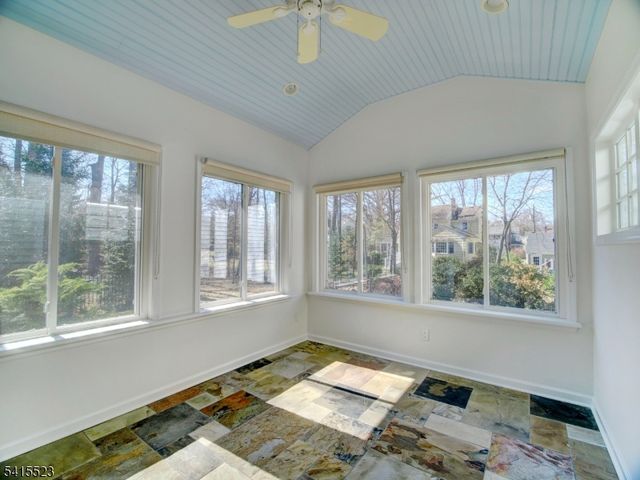 15 Walnut St, Chatham Boro, NJ 07928