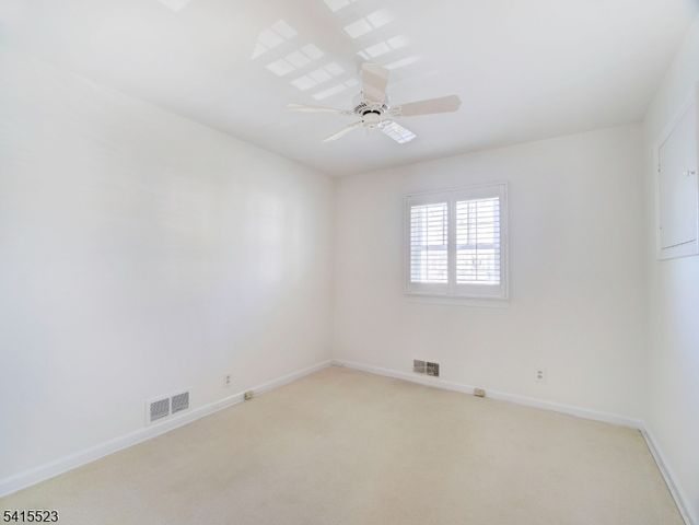 15 Walnut St, Chatham Boro, NJ 07928