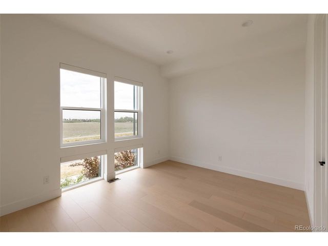 9968 E 63rd Dr, Denver, CO 80238