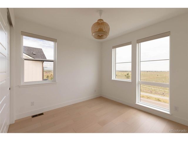 9968 E 63rd Dr, Denver, CO 80238