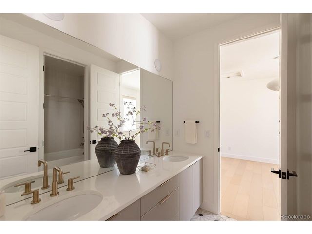 9968 E 63rd Dr, Denver, CO 80238