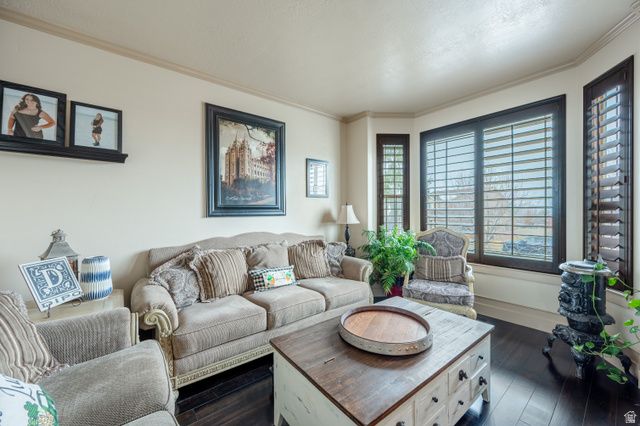 8026 S CRICKET LN, West Jordan, UT 84081