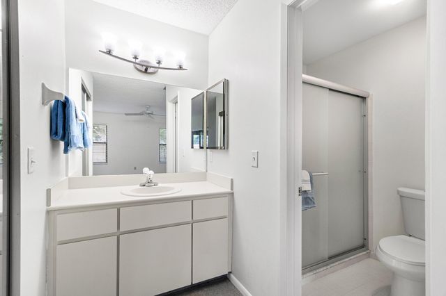 7711 SE Sugar Sand Circle E 33455, Hobe Sound, FL 33455