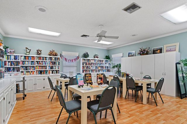 7711 SE Sugar Sand Circle E 33455, Hobe Sound, FL 33455