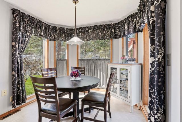 2006 W Wedgewood Ave, Spokane, WA 99208