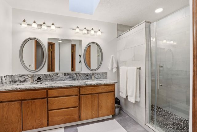 2006 W Wedgewood Ave, Spokane, WA 99208