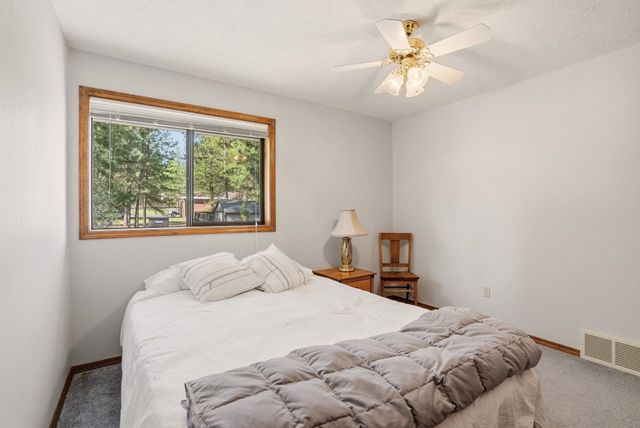 2006 W Wedgewood Ave, Spokane, WA 99208