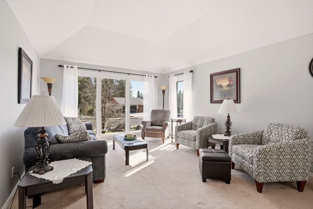 2006 W Wedgewood Ave, Spokane, WA 99208