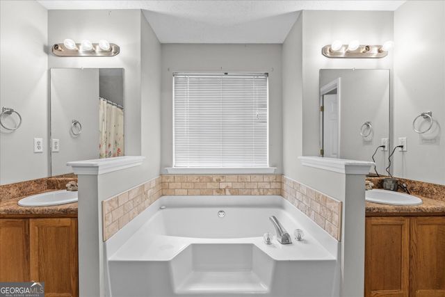 149 Cedars Glen Circle, Villa Rica, GA 30180